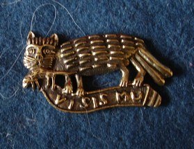 M49  Бэдж  "Кот  поймавший мышь"