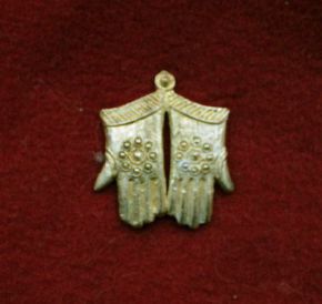 m53 Бэдж "Епископские перчатки"