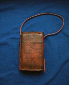 LF01 футляр с тиснением