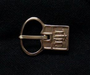 Пряжка с креплением EK16