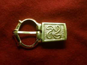 Пряжка с креплением EK27