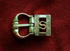Пряжка с креплением EK37