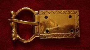 Пряжка с креплением EK48