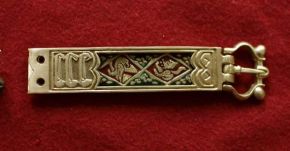 Пряжка с креплением EK61