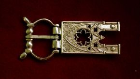 Пряжка с креплением EK65