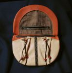 LL12 Сумка средневековая полукруглая с аппликацией