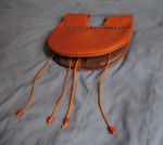 LL08 Сумка средневековая полукруглая 